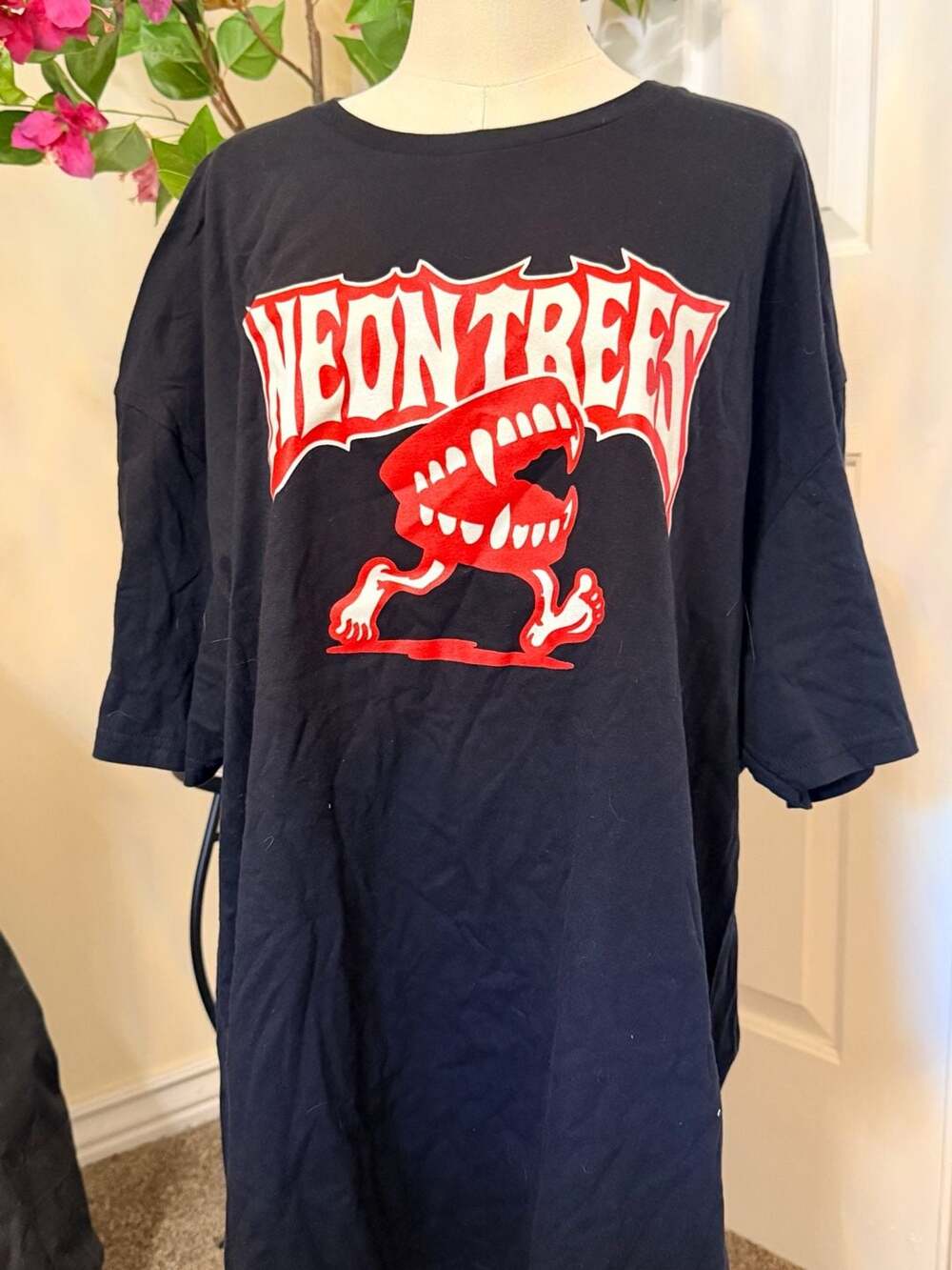 Gildan Neon Trees Graphic T-Shirt Size 3XL Black